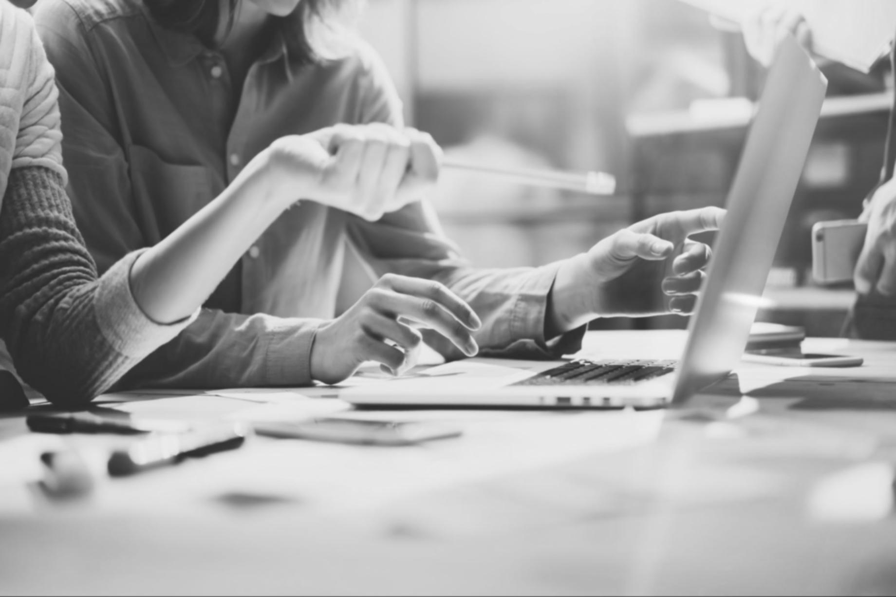 Аналіз форм та силуетів в персональному стилюванні